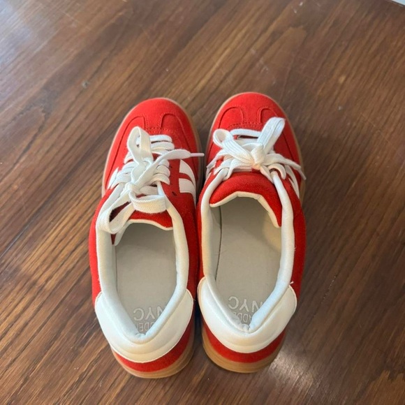New Madden Girl Red and white platform Sneakers - Picture 5 of 6